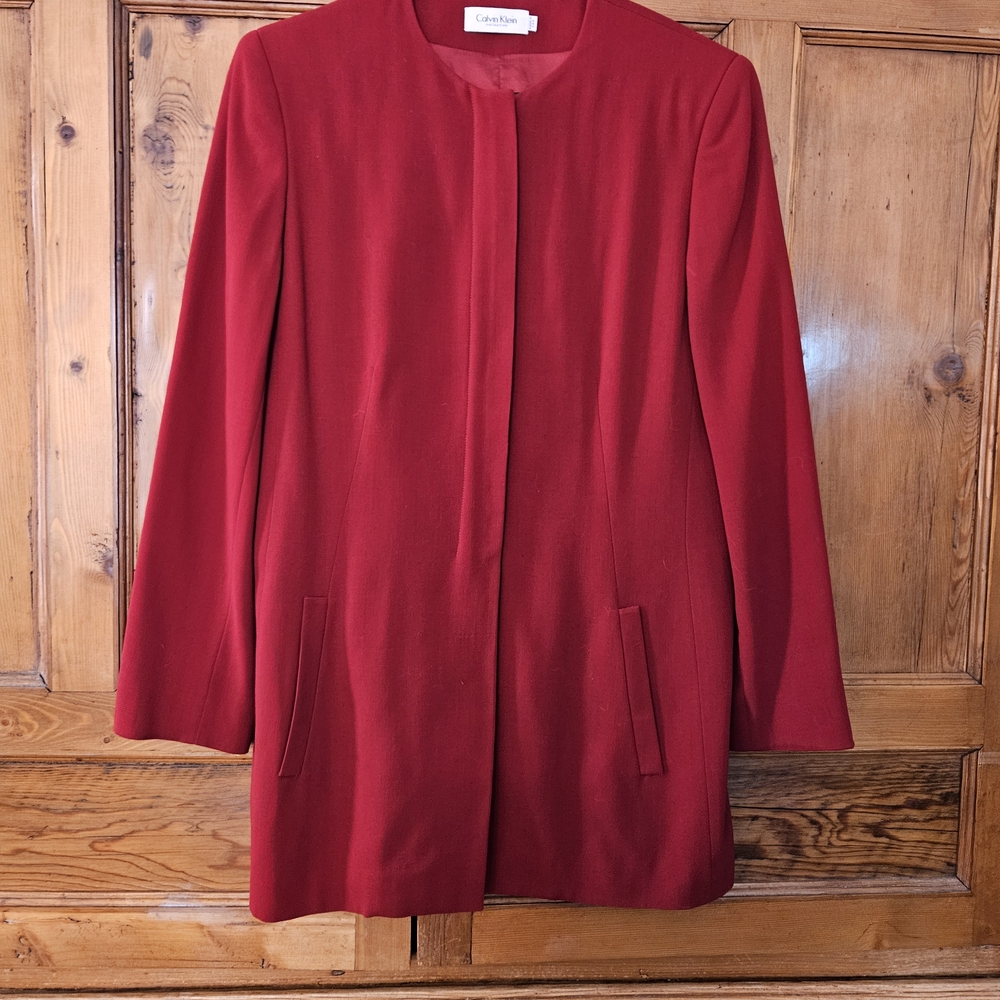 Calvin Klein Gorgeous Women's Crimson Red Blazer With Full Front Zipper